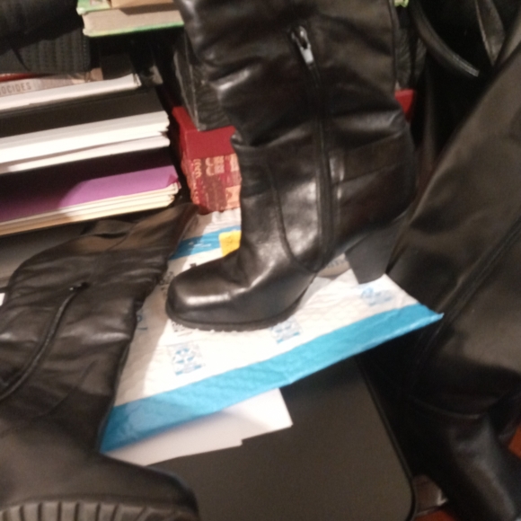 Aldo Boots - Picture 3 of 10